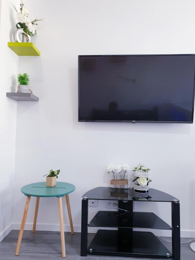All-In-One Hyper Centre La Rochelle Λα Ροσέλ Εξωτερικό φωτογραφία